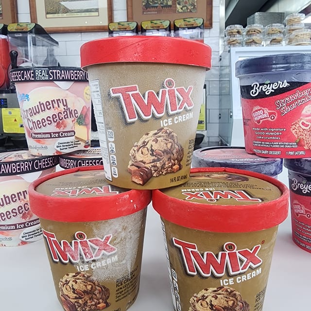 ICE CREAM TWIX.