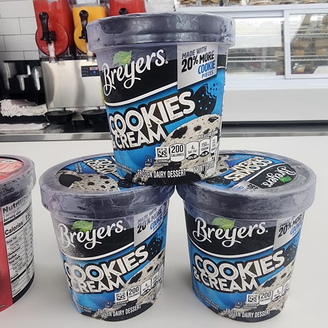 ICE CREAM Cookies & CREAM.