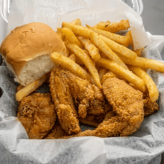 4 PC Whole Wings with Fries & Can of Soda